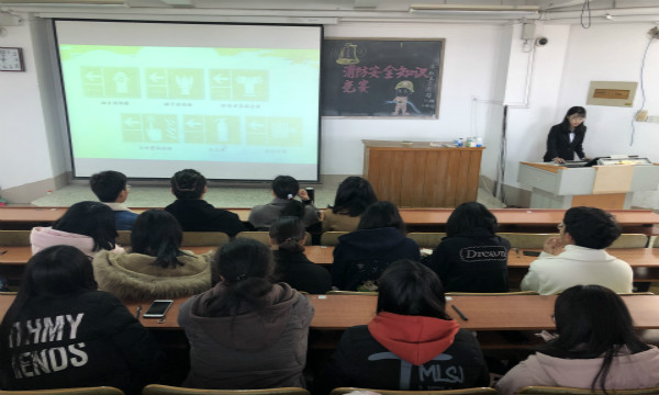 1544149768392529.jpg 新青年.jpg