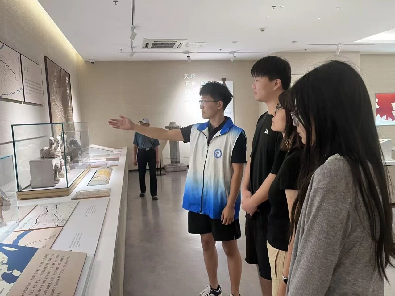 微信图片_2026-09-08_221358_126.jpg