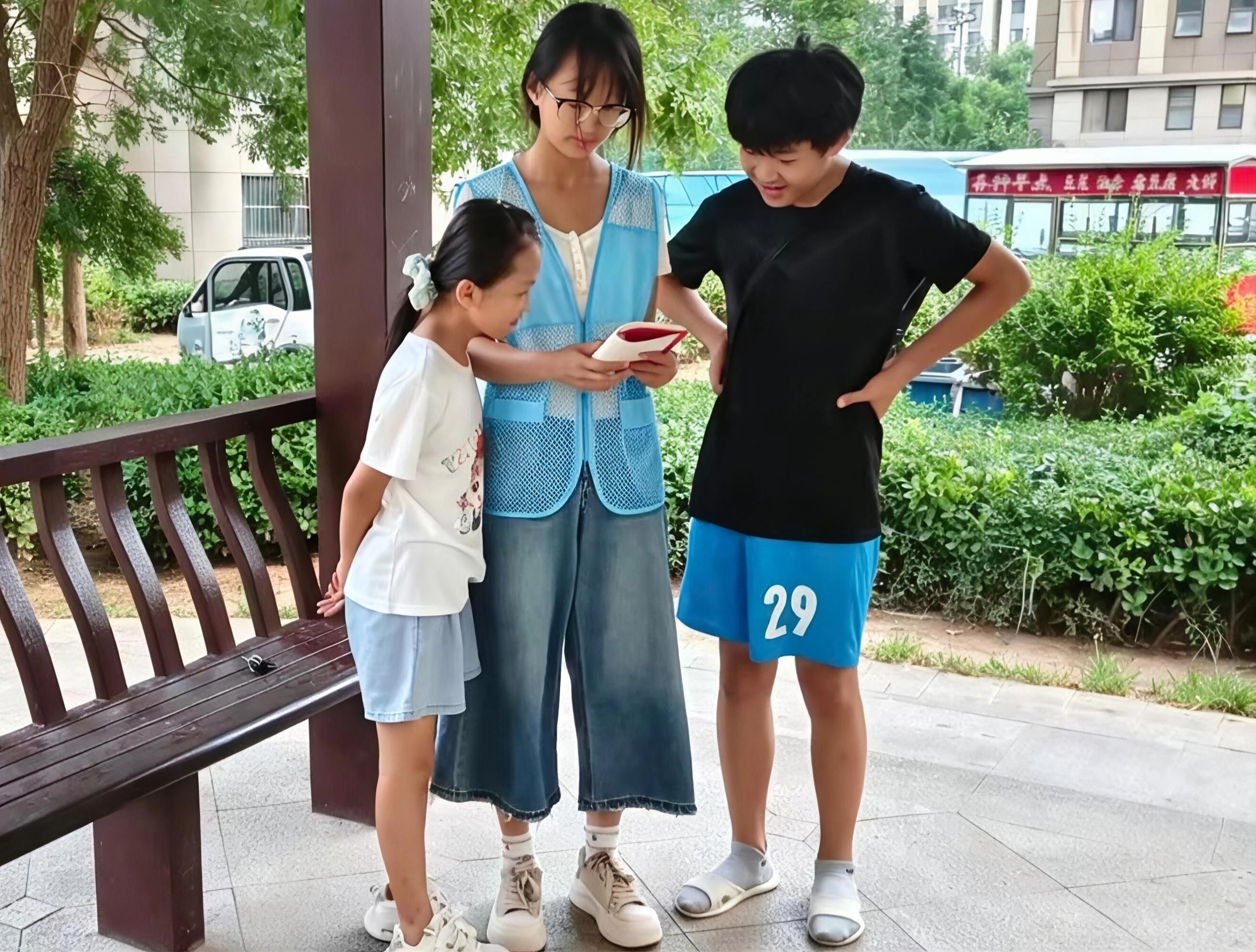 张慧2.jpg