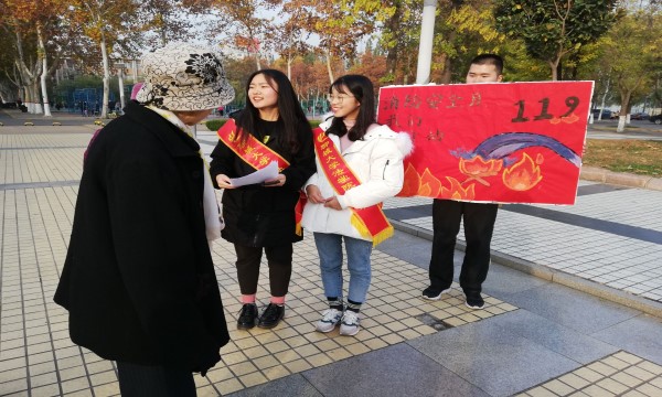 1544149691637112.jpg 新青年1.jpg