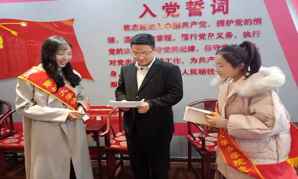 1542879221232150.jpg 新青年 (1).jpg