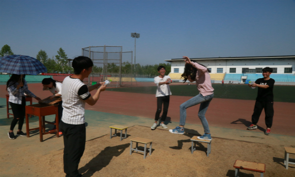 1493118238517981.jpg 新青年1 (3).jpg