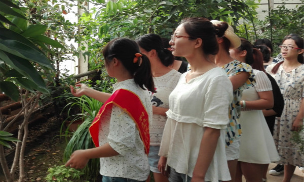 1467286985865992.jpg 【农学】举办“走进生态园 感受大自然”活动.jpg