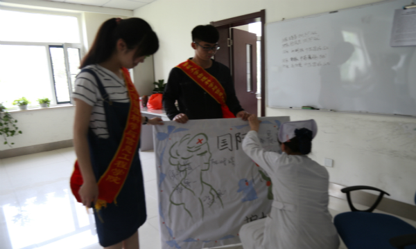 新青年1.jpg