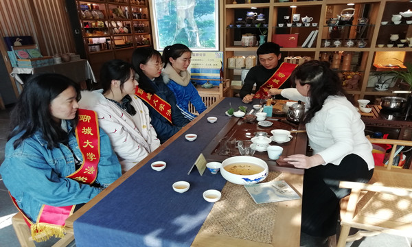 1542459257519709.jpg 新青年 (1).jpg
