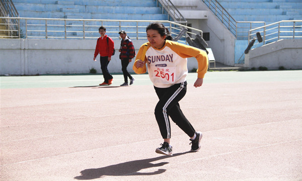 1554895332158467.jpg 运动会1.jpg